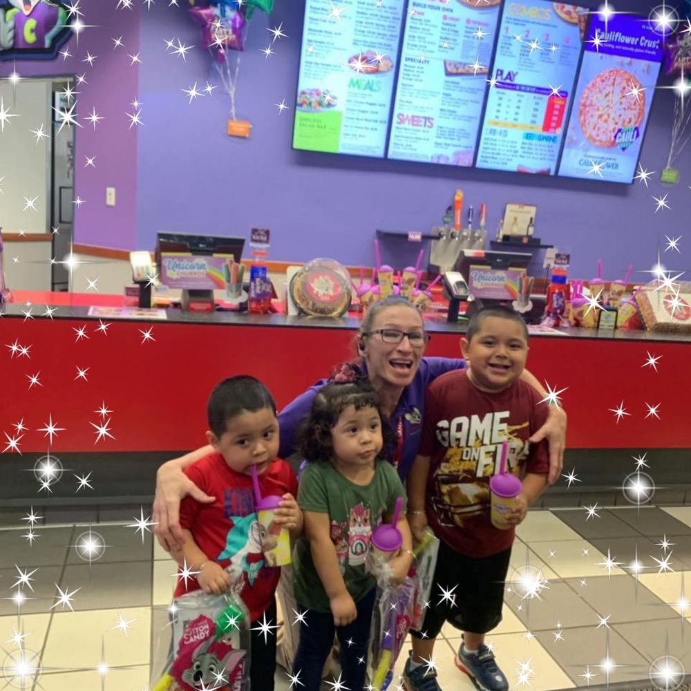 Meet your Posher, Lore